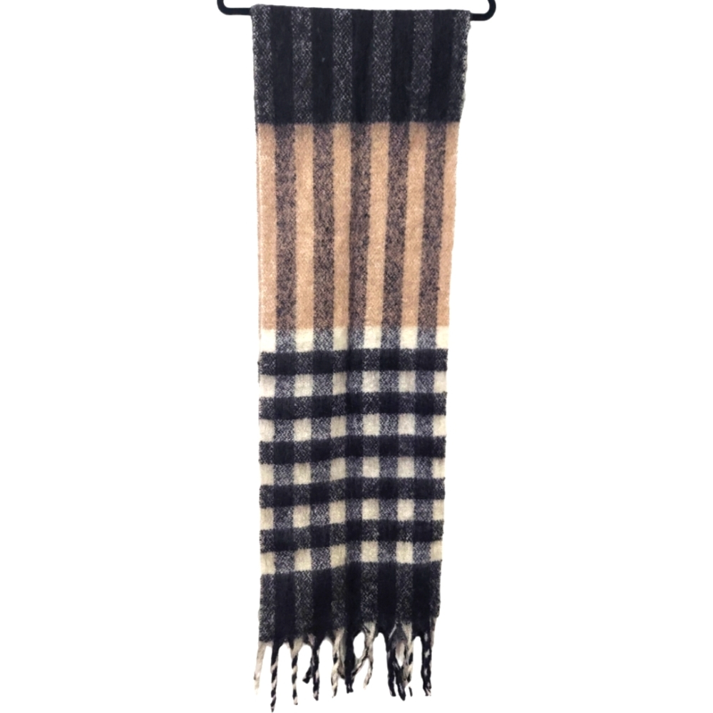 NWT Topshop Heavy Brush Buffalo Check Fringe Winter Scarf - Picture 8 of 8